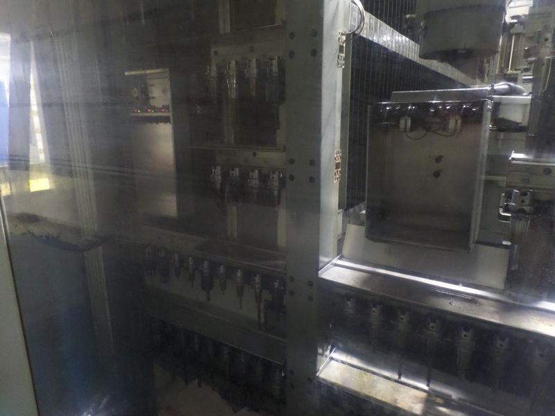 Werkzeugmagazin des CNC-Bearbeitungszentrum DMG DMF 360 Baujahr 2005 mit XYZ 3600x920x820 mm