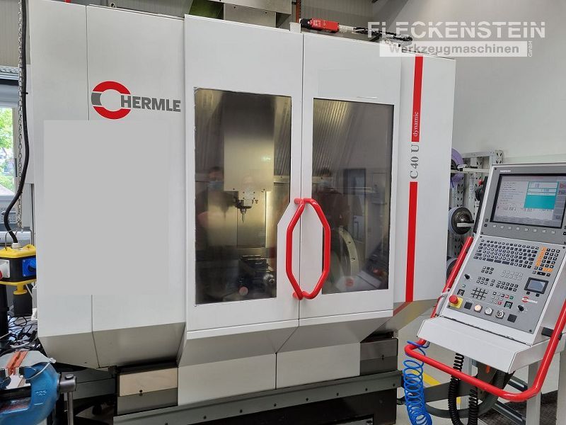 total view on CNC 5-axis machining centre HERMLE C 40 U built 2003 - rarely used machine from a demonstration center