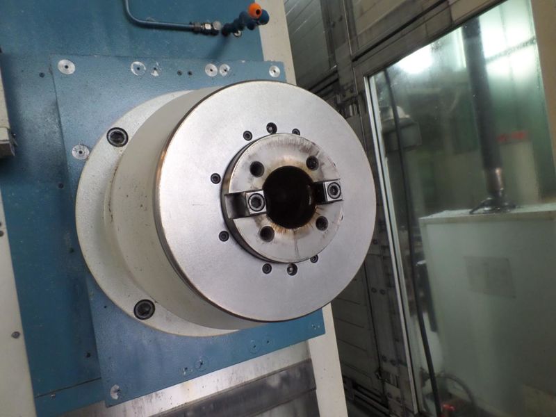 machining unit of horizontal Boring- and Milling Machine UNION KC 150 built 2006 with HEIDENHAIN iTNC 530 control