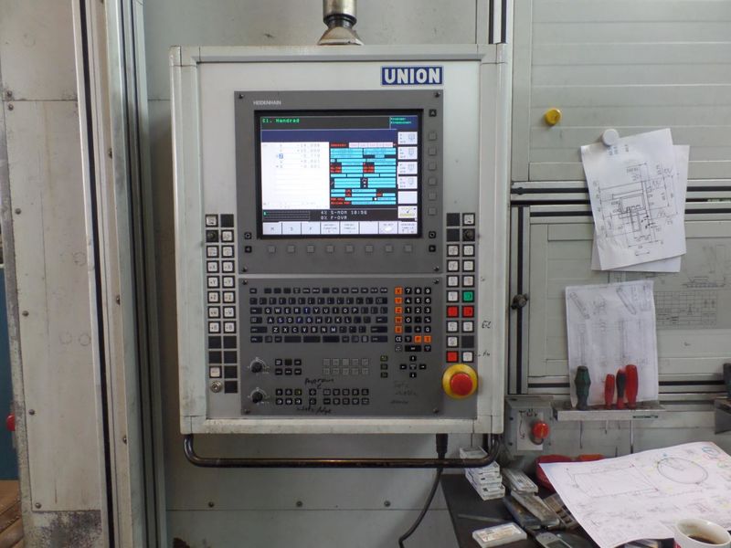 HEIDENHAIN iTNC 530 control of  horizontal Boring- and Milling Machine UNION TC 150 built 2007