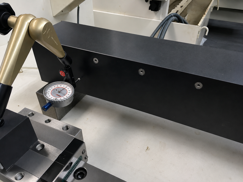 Rotary-table-flat-grinding-machine_ELB-Schliff_Rotary_measuring_guideways2